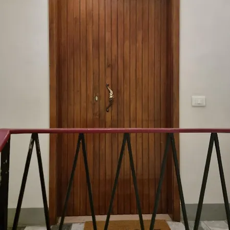 Motif 26 Vendégház Pistoia